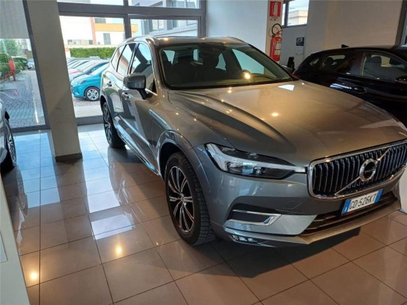 Volvo XC60 B4 (d) AWD Geartronic Inscription N1 del 2021 usata a Bari