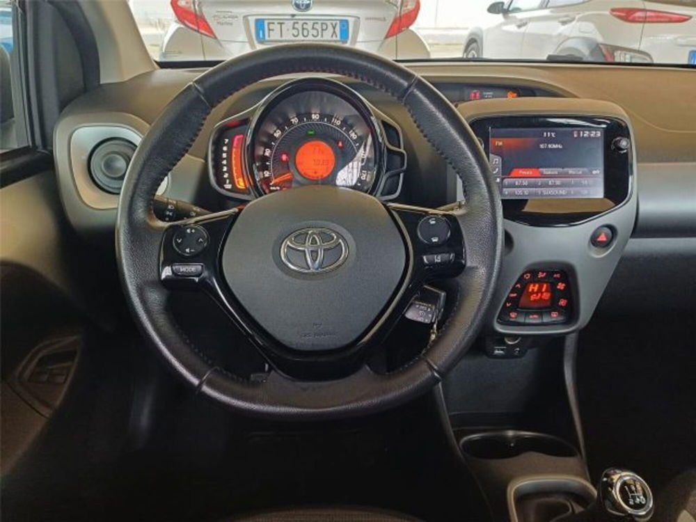 Toyota Aygo usata a Bari (14)