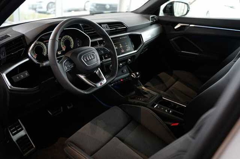 Audi Q3 Sportback nuova a Rovigo (12)