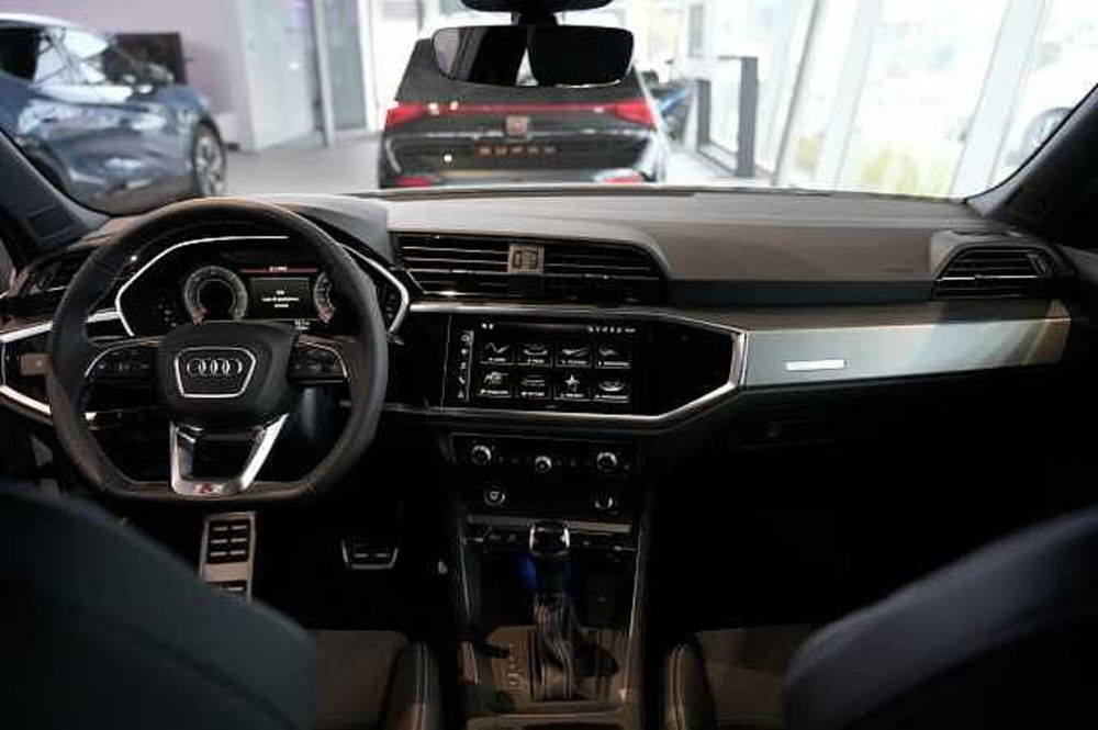 Audi Q3 Sportback nuova a Rovigo (17)