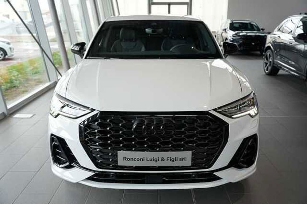 Audi Q3 Sportback nuova a Rovigo (3)