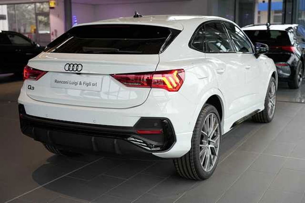 Audi Q3 Sportback nuova a Rovigo (5)