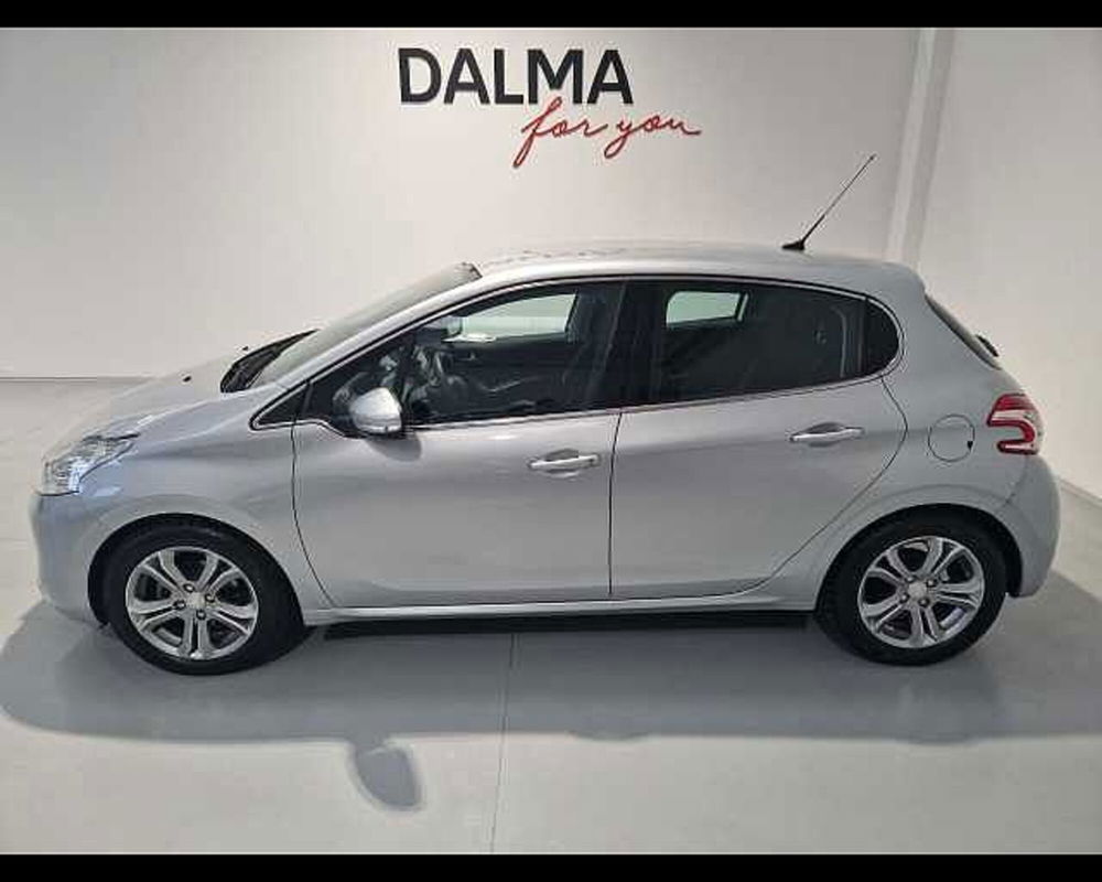 Peugeot 208 usata a Milano (13)