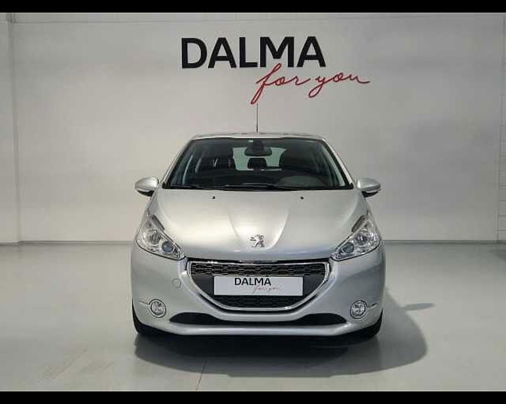 Peugeot 208 usata a Milano (2)