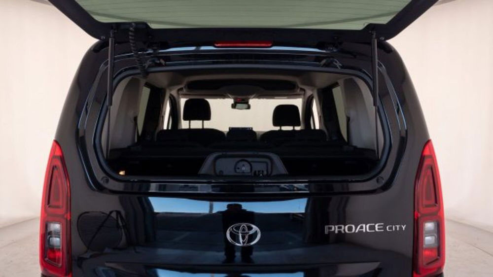 Toyota Proace City Verso nuova a Padova (11)