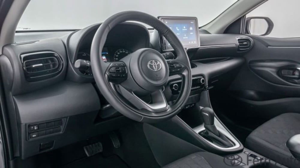 Toyota Yaris Cross nuova a Padova (16)