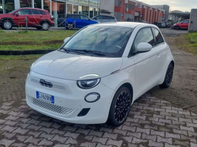 Fiat 500e Cabrio Icon Cabrio 42 kWh  del 2022 usata a Montorfano