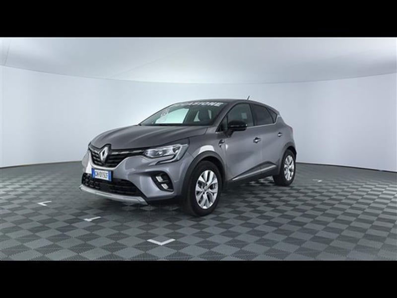 Renault Captur 1.6 full hybrid Techno 145cv auto del 2022 usata a Piacenza