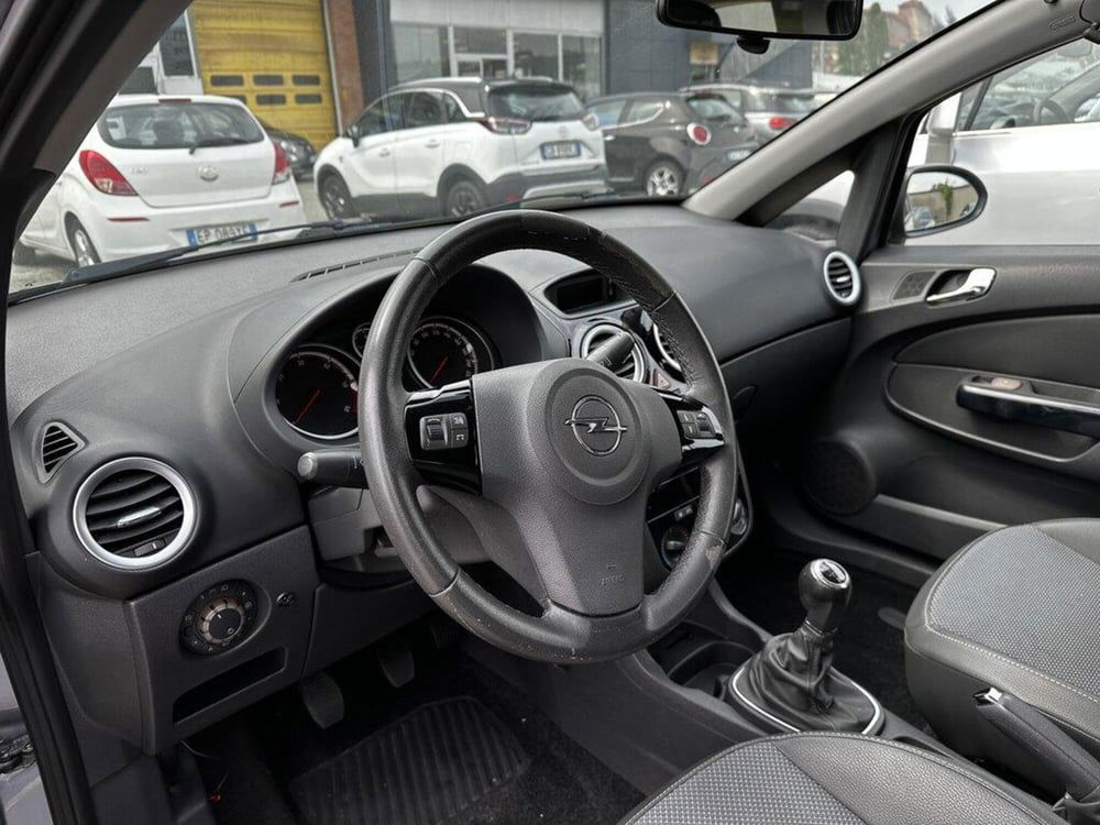 Opel Corsa usata a Torino (7)