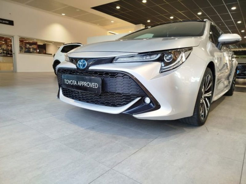 Toyota Corolla Touring Sports 2.0 Hybrid Style  del 2020 usata a Sassari