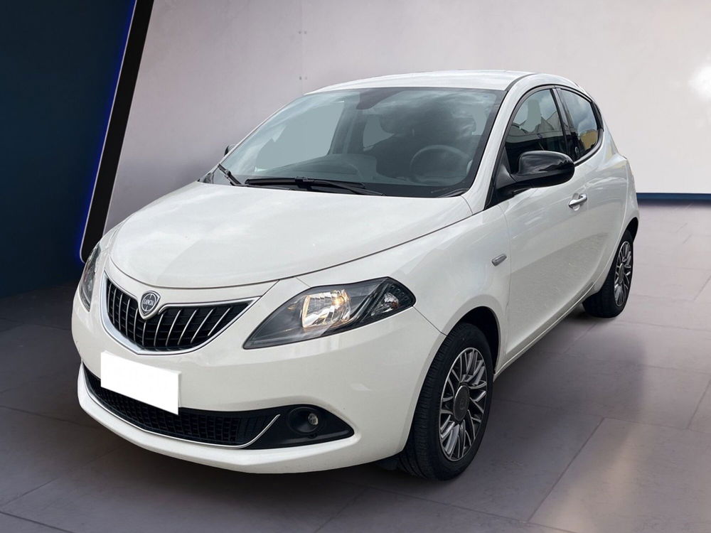 Lancia Ypsilon usata a Torino (2)