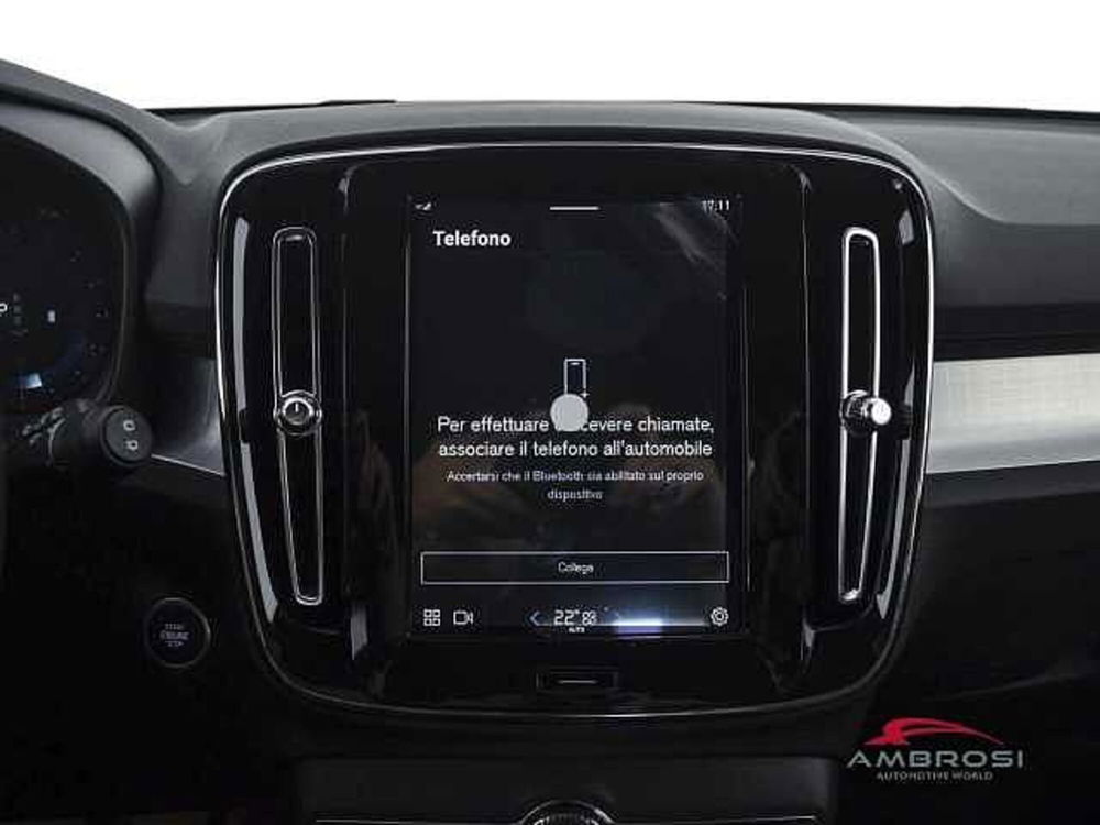 Volvo XC40 nuova a Perugia (15)