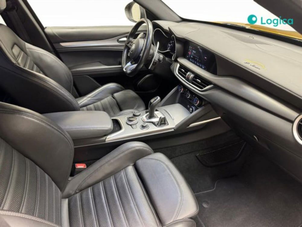 Alfa Romeo Stelvio usata a Biella (15)