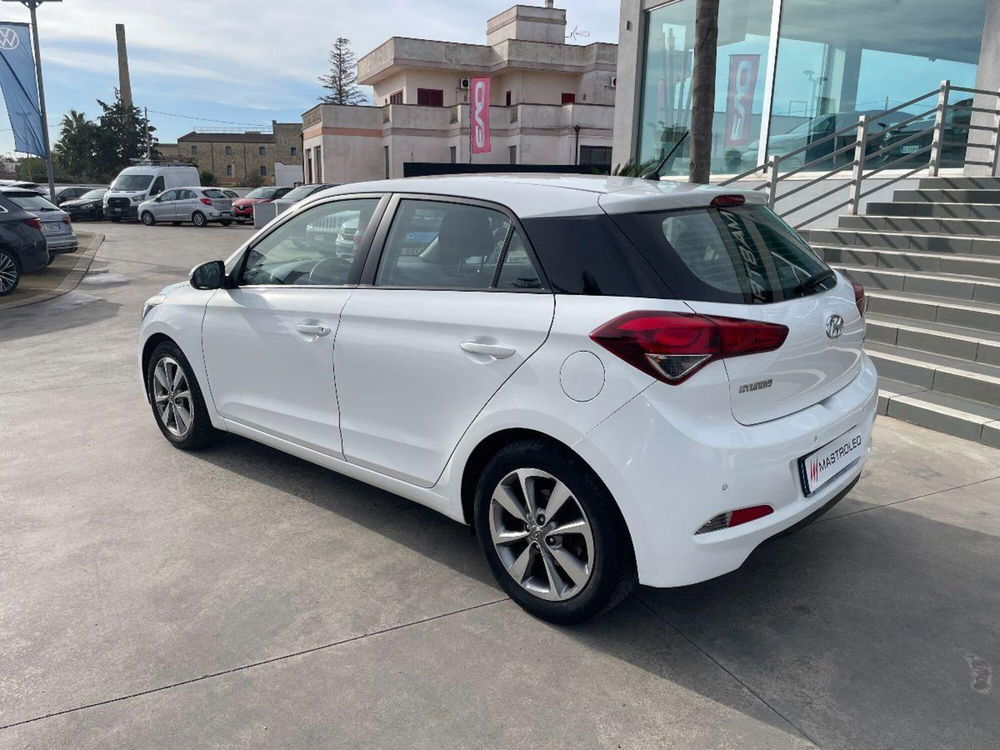 Hyundai i20 usata a Lecce (13)