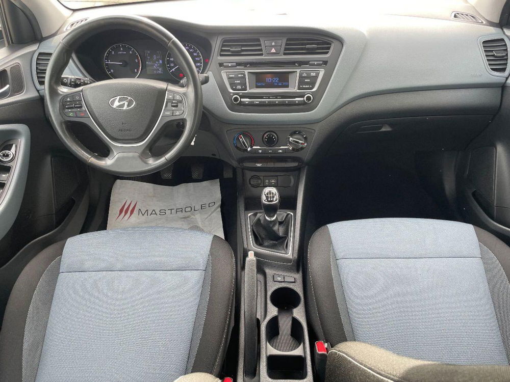 Hyundai i20 usata a Lecce (19)