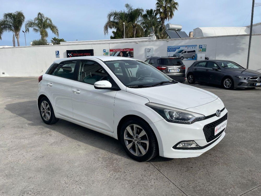 Hyundai i20 usata a Lecce (7)