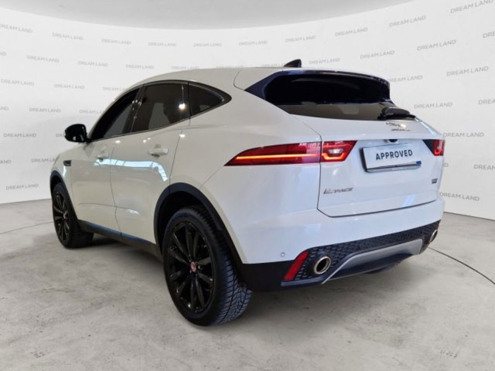 Jaguar E-Pace usata a Livorno (2)