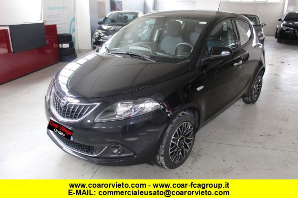 Lancia Ypsilon usata a Terni