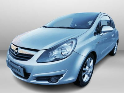 Opel Corsa 1.2 3 porte Club  del 2007 usata a Poggiridenti