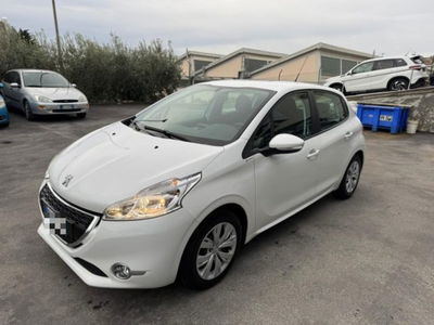 Peugeot 208 VTi 82 CV 5 porte Active  del 2013 usata a Macerata