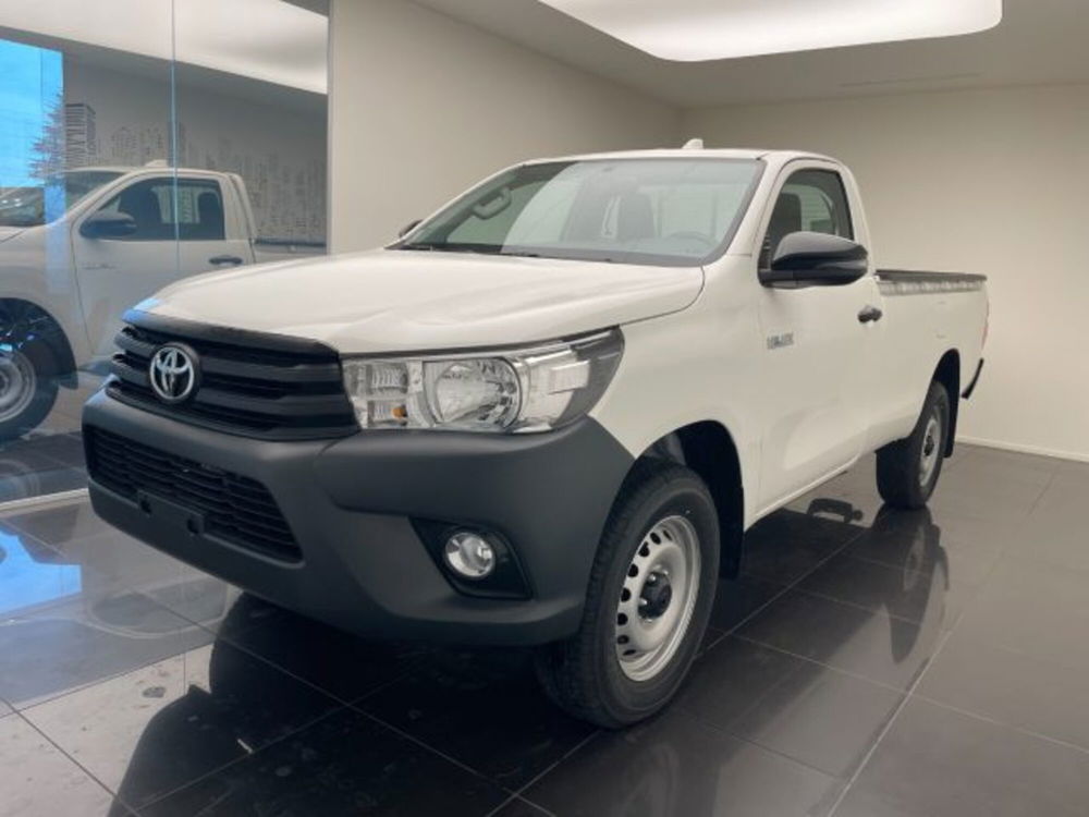 Toyota Hilux nuova a Cuneo