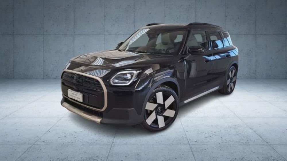 MINI Mini Countryman nuova a Verona