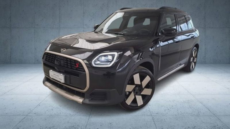 MINI Mini Countryman E Favoured nuova a Verona