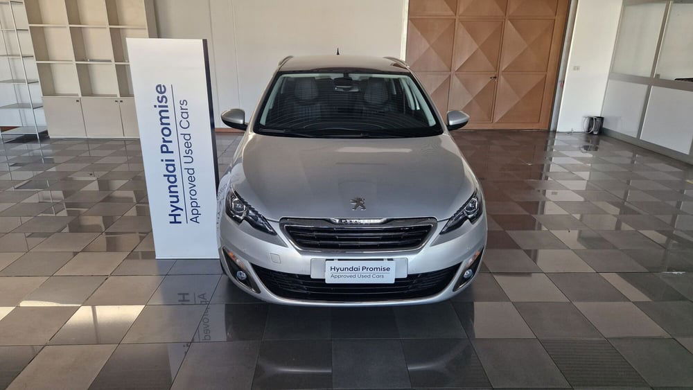 Peugeot 308 SW usata a Vercelli (2)