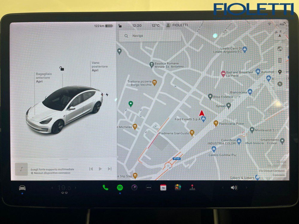 Tesla Model 3 usata a Brescia (9)