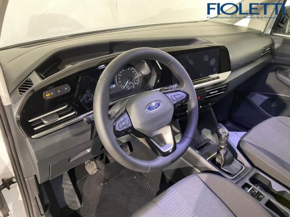 Ford Tourneo Connect nuova a Brescia (15)