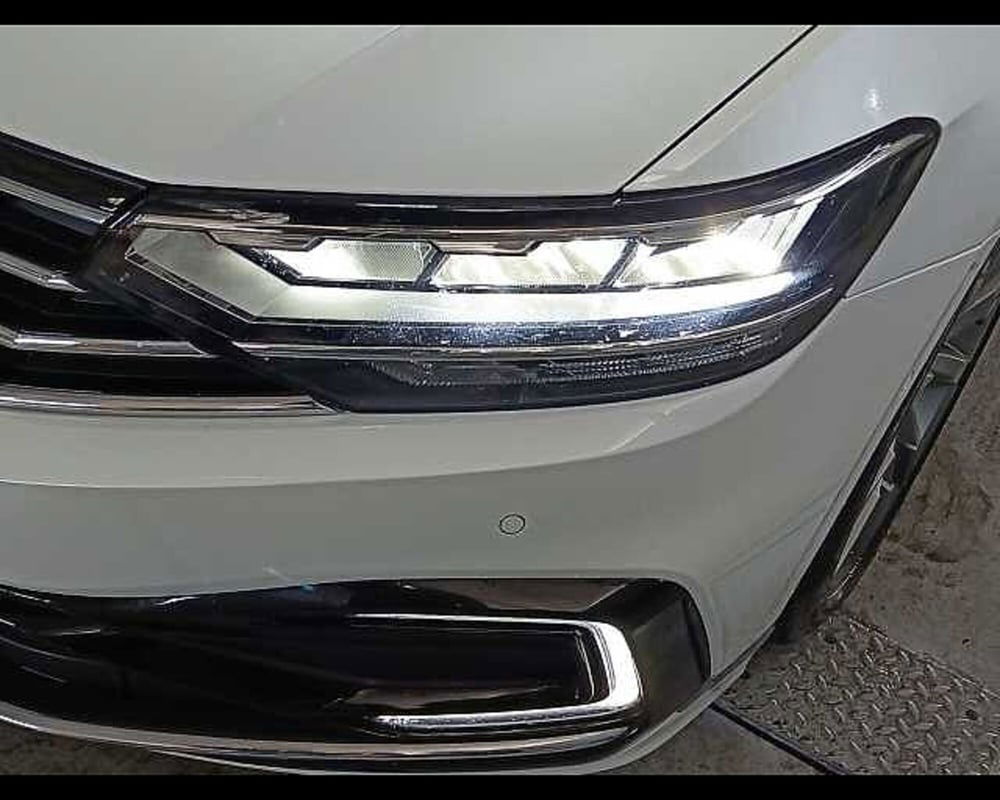 Volkswagen Passat Variant usata a Roma (12)