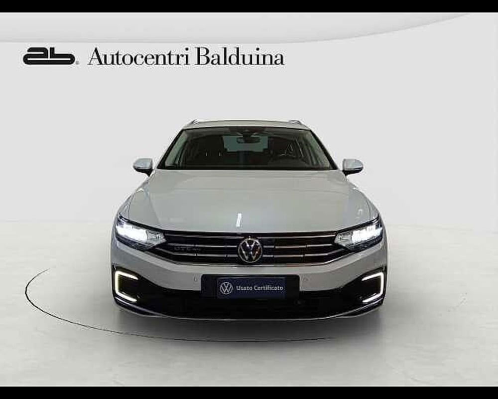 Volkswagen Passat Variant usata a Roma (2)