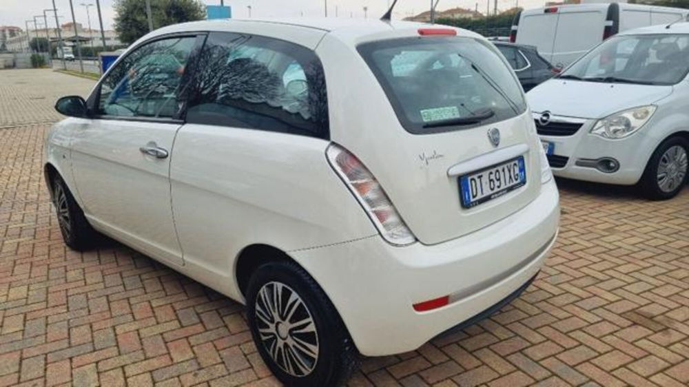 Lancia Ypsilon usata a Savona (14)