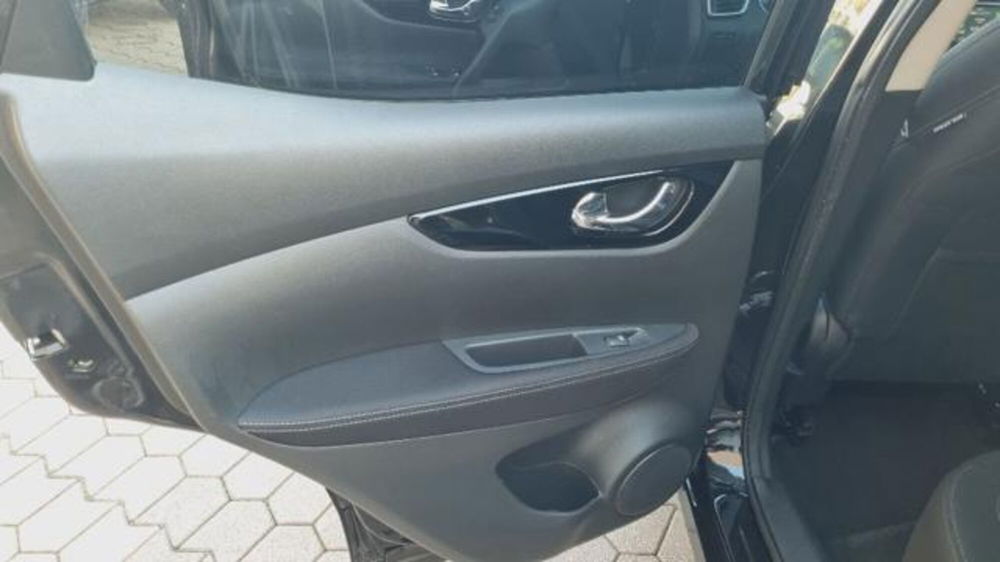 Nissan Qashqai usata a Savona (9)