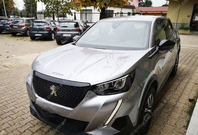 Peugeot 2008 PureTech 100 S&amp;S Active Pack  del 2023 usata a Tricase