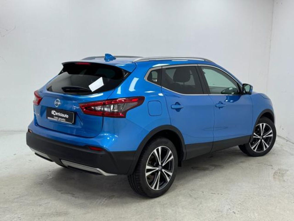 Nissan Qashqai usata a Como (2)