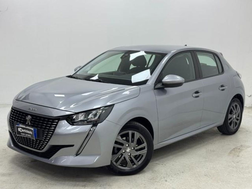 Peugeot 208 usata a Como