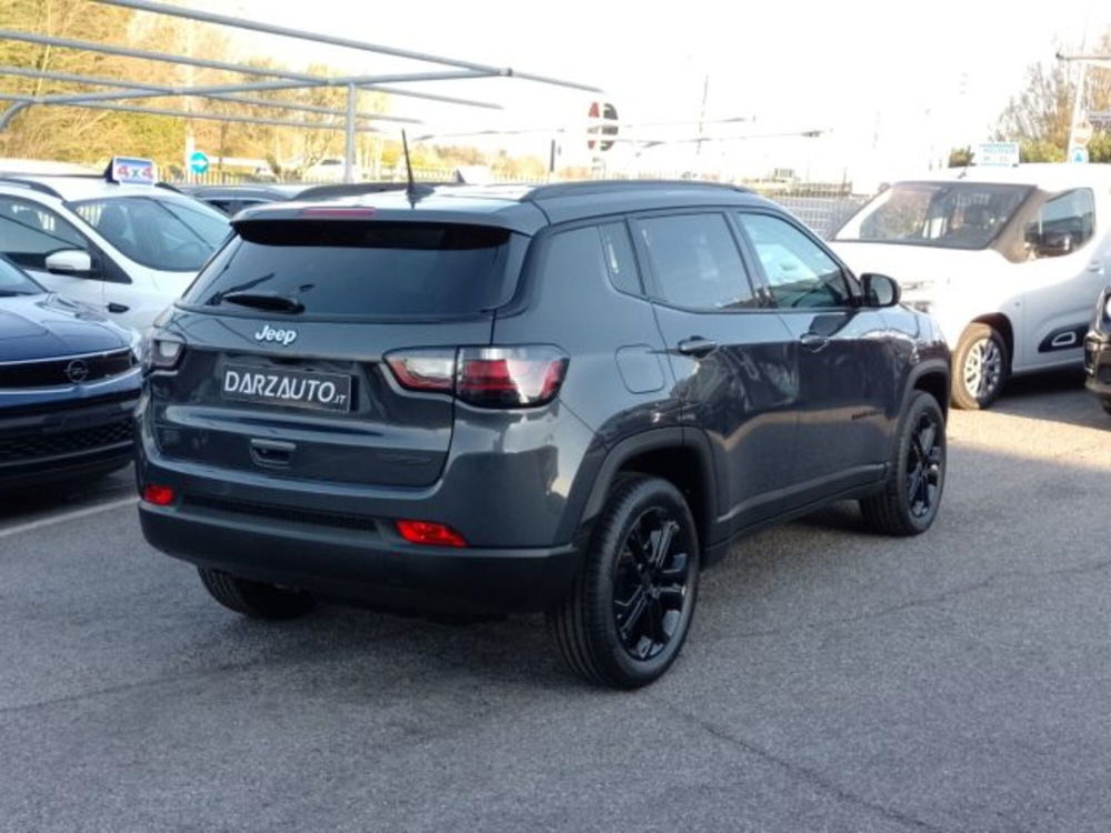 Jeep Compass nuova a Brescia (4)