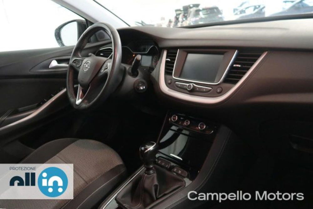 Opel Grandland X usata a Venezia (14)