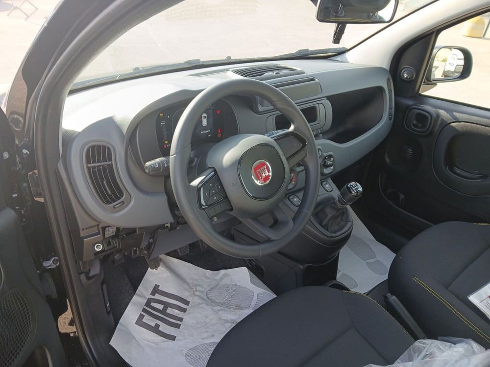 Fiat Panda Cross nuova a Lecce (16)