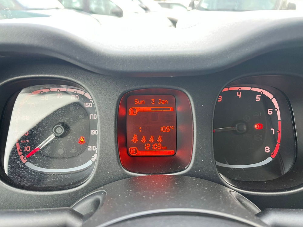 Fiat Panda Cross usata a Milano (19)