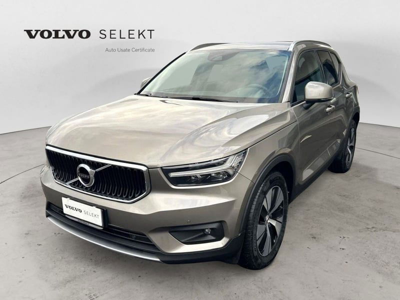 Volvo XC40 D3 Momentum Pro N1 del 2020 usata a Bari