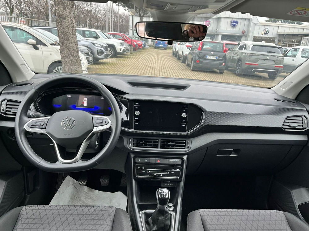 Volkswagen T-Cross usata a Milano (15)