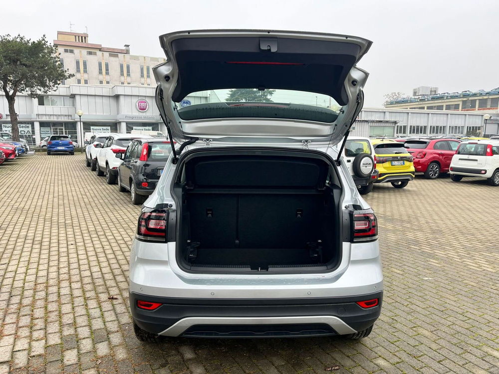 Volkswagen T-Cross usata a Milano (9)