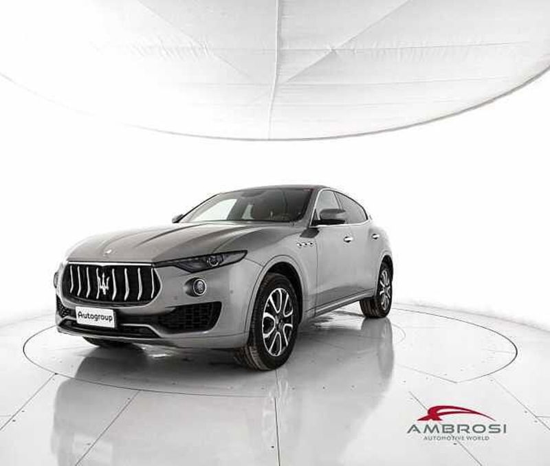 Maserati Levante Levante V6 Diesel AWD Granlusso  del 2018 usata a Corciano