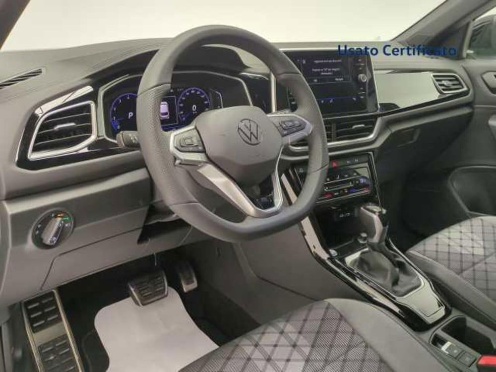 Volkswagen T-Roc nuova a Avellino (15)