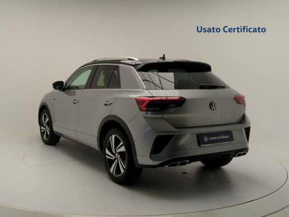 Volkswagen T-Roc nuova a Avellino (5)