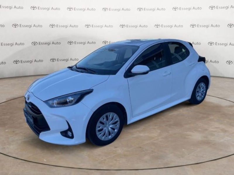 Toyota Yaris 1.0 5 porte Active  del 2023 usata a Albano Vercellese