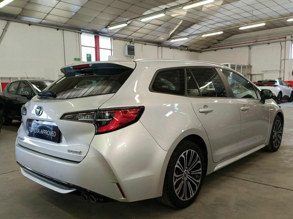 Toyota Corolla Touring Sports usata a Monza e Brianza (7)