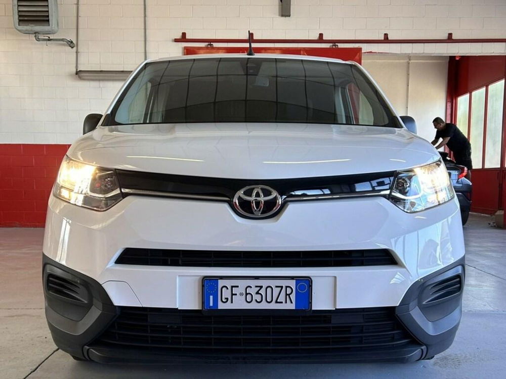 Toyota Proace City usata a Monza e Brianza (3)